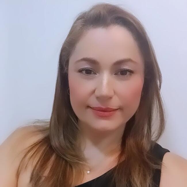 Babá em Guaratinguetá: Paula Junior