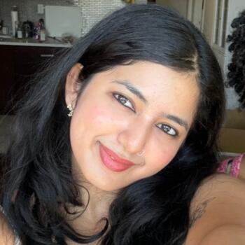 Babysitter in New York: Raina