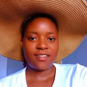 Babysitting job in Cape Town: babysitting job Jeniah