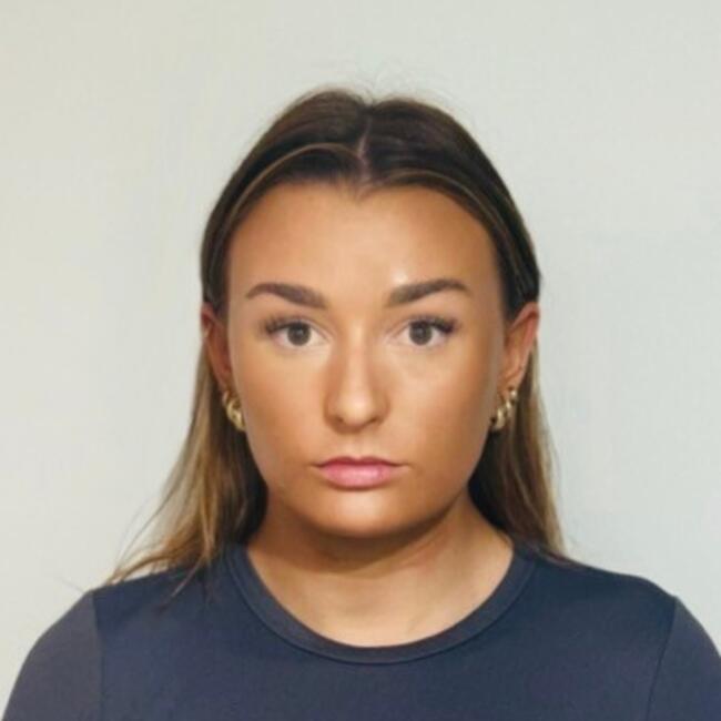 Babysitter in Launceston: Sophie