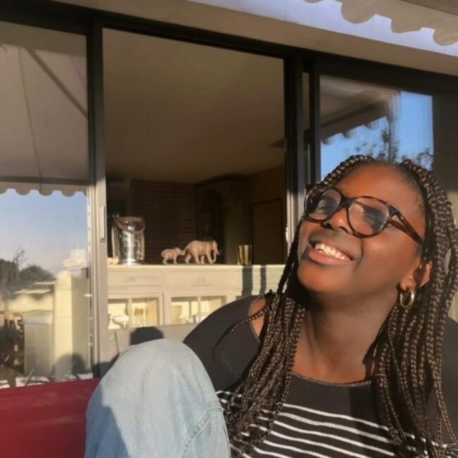 Babysitter in Le Mans: Blessing