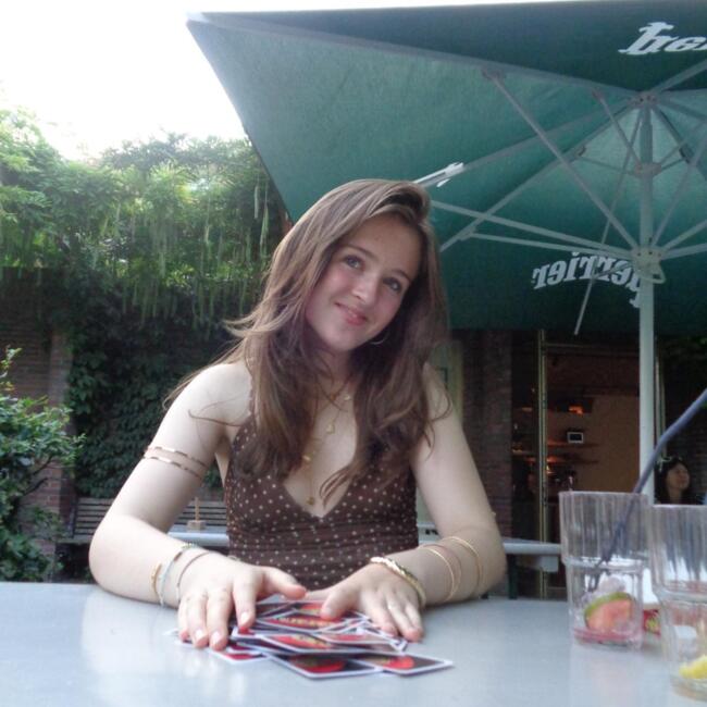 Babysitter in Haarlem: Kate