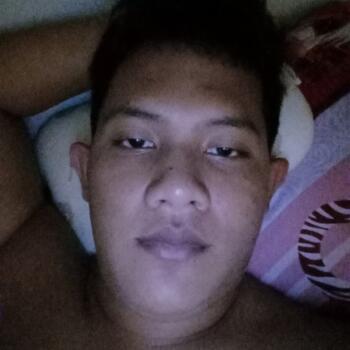 Babysitting job in Ban Pa Lu Ru: babysitting job มูฮําหมัดอักร็อม