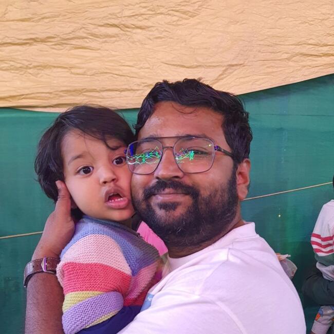 बंगलौर में बेबीसिटिंग की नौकरी: Suman