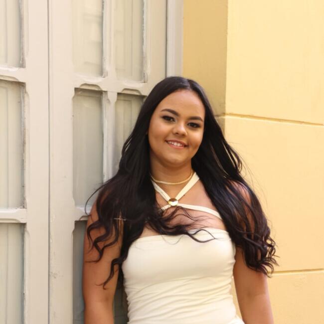 Babysitter in João Pessoa: Letícia