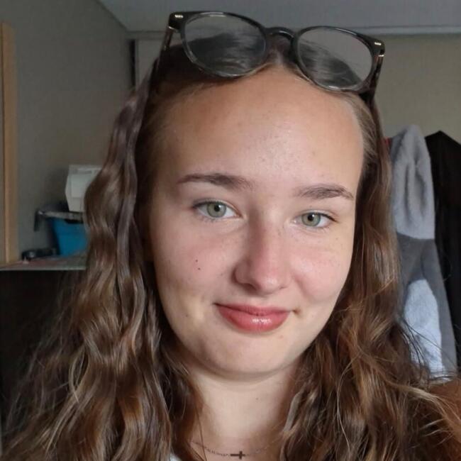 Babysitter in Amiens: Emma