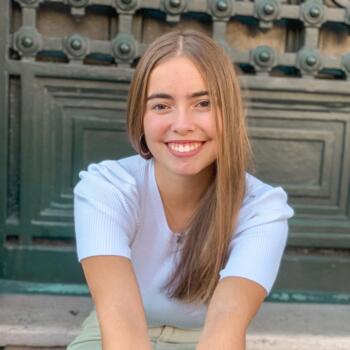 Babysitter in Porto: Mariana