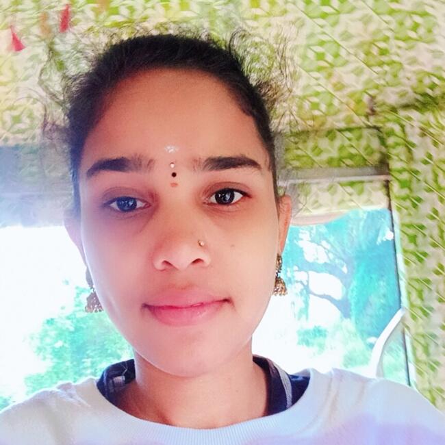 हैदराबाद में बेबीसिटिंग की नौकरी: Mahalakshmi