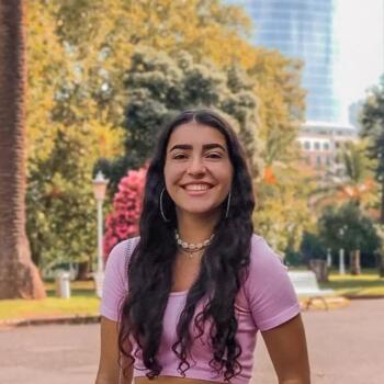 Babysitter em Porto: Inês