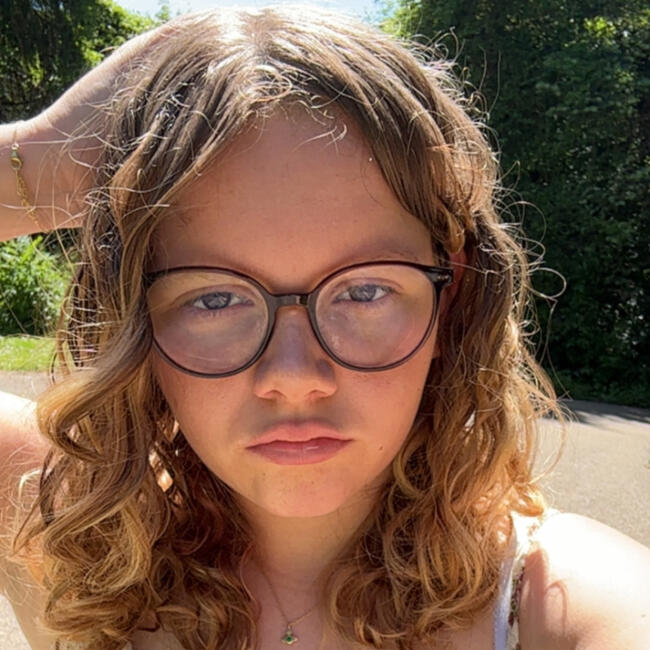 Babysitter in Lille: Lou ambre