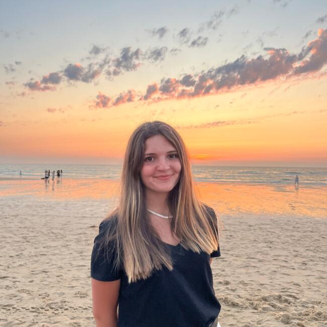 Babysitter in La Réole: Olivia