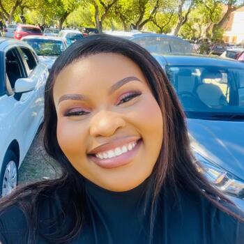 Babysitter in Cape Town: Sinovuyo