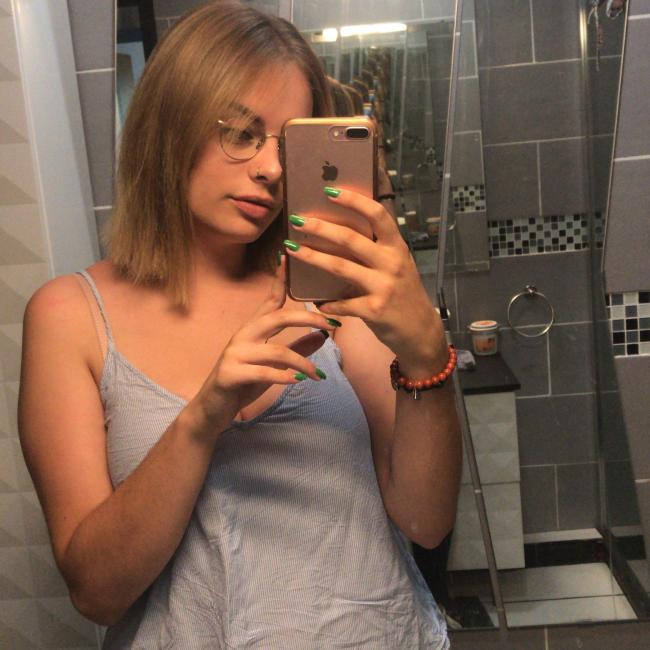 Babysitter in Lille: Luana