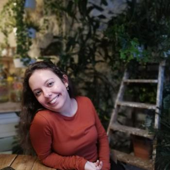 Babysitter Loures: Adriana