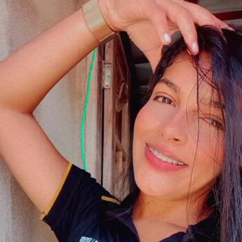 Babysitter in Arapiraca: Mayra