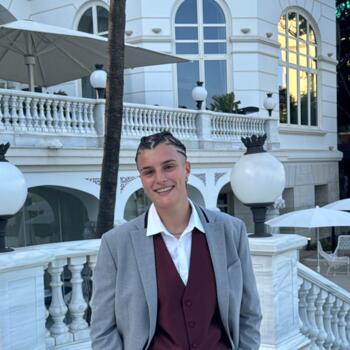 Niñera en Marbella: Laura