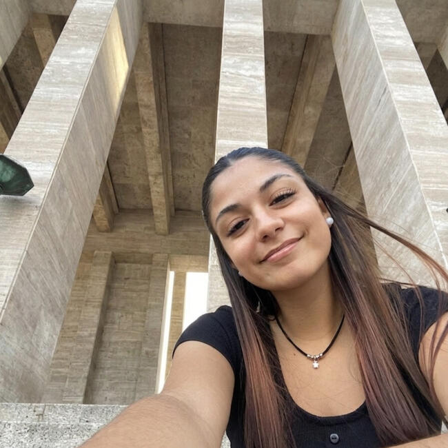 Babysitter in Rosario: Valentina