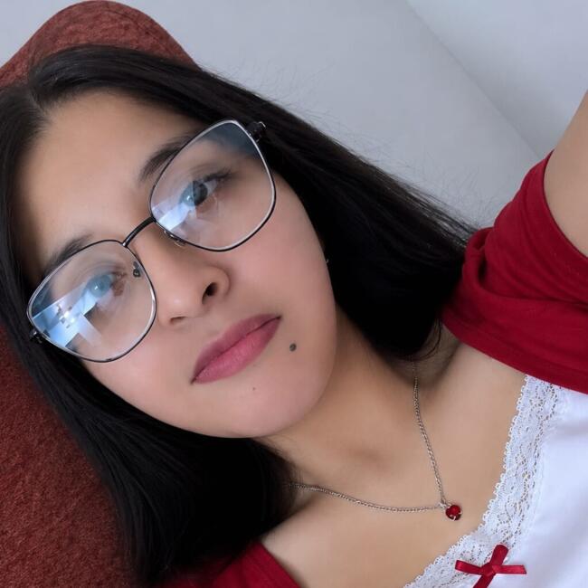 Babysitter in Buenos Aires: Angie Vasquez