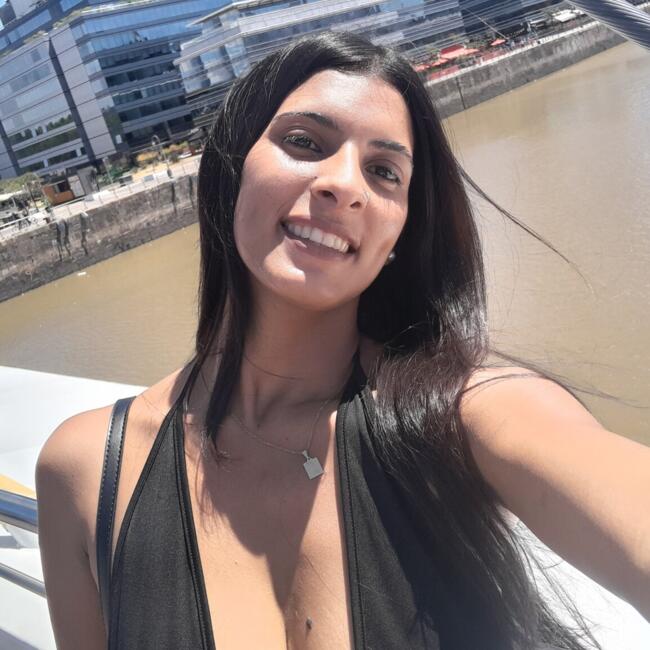 Babysitter in Moreno: Alejandra
