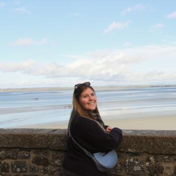 Babysitter in Waterloo: Charlotte