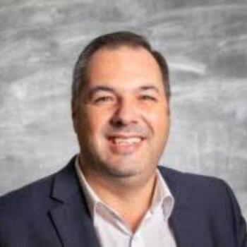 Job de babysitting în București: job de babysitting Sorin