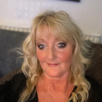 Babysitter in Winsford: Julia