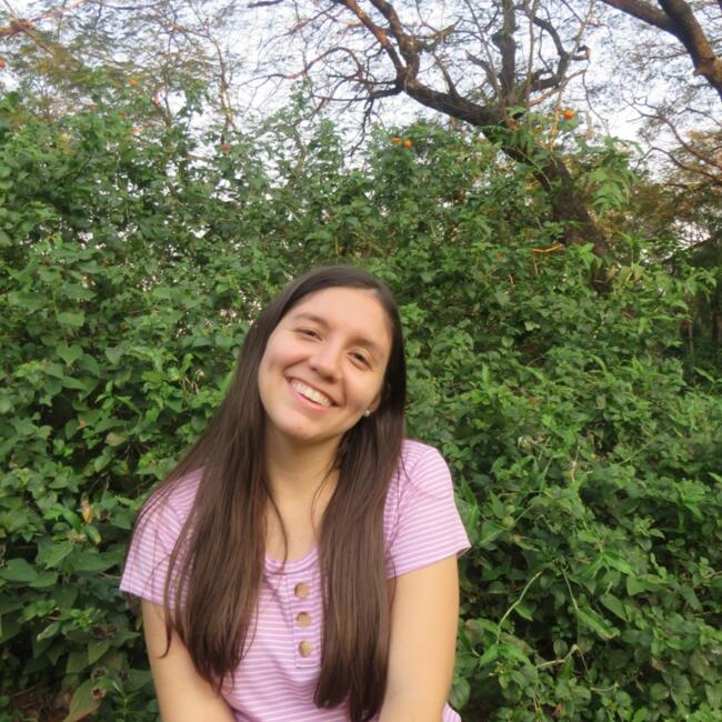 Babysitter in Asunción: Tiffany