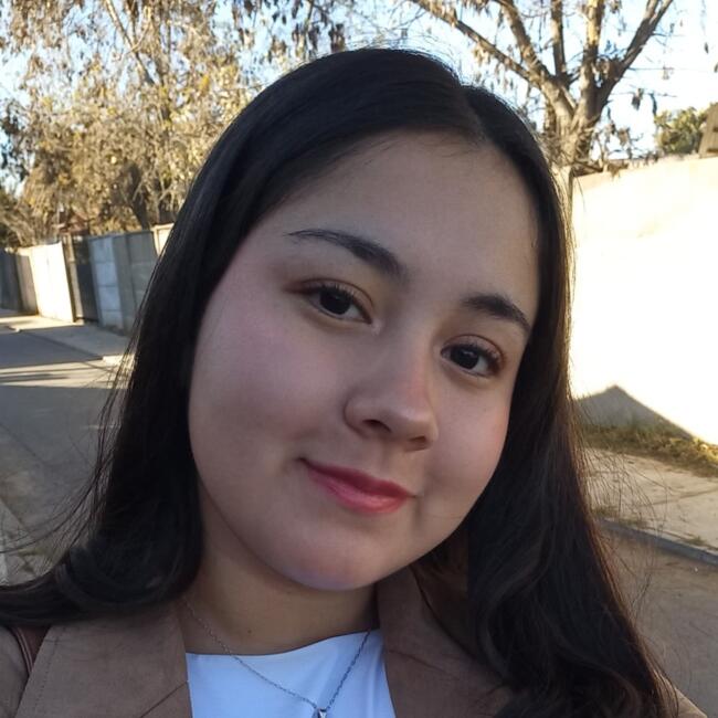 Babysitter in Villa Alemana: Valentina