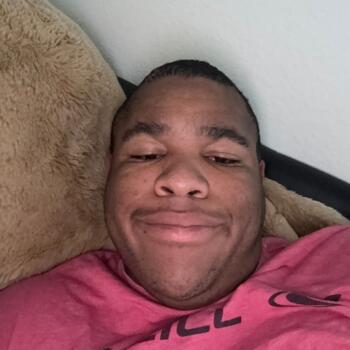 Babysitter in Moreno Valley: Kendyjon