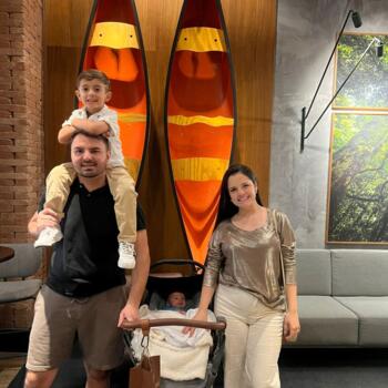Trabalhos de nanny em Jundiaí: emprego de babá Alex