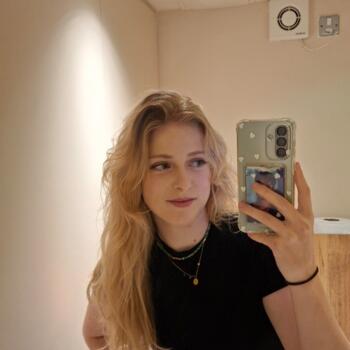 Babysitter in Saint-Maximin (Occitanie): Jeanne