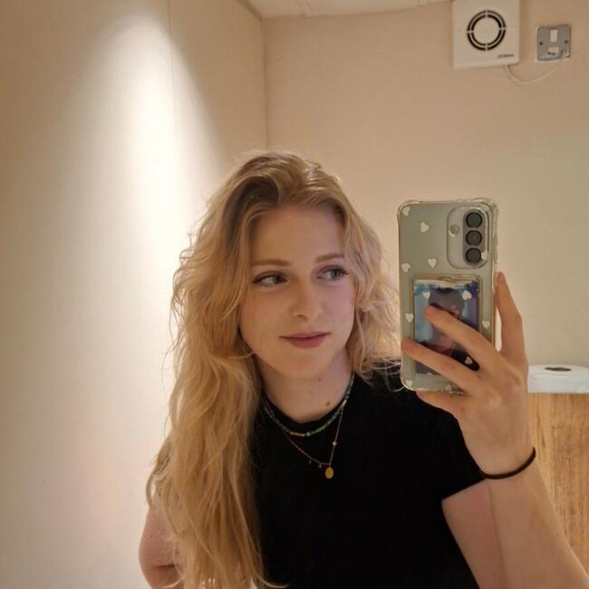 Babysitter in Saint-Maximin (Occitanie): Jeanne