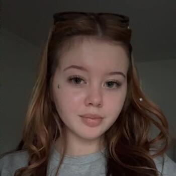 Babysitter in Auckland: Kyra