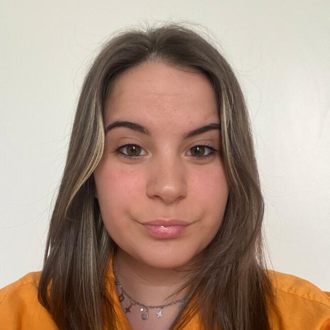 Babysitter in Roquebrune-sur-Argens: Pauline