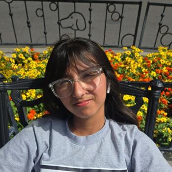 Babysitter Victorville: Emma