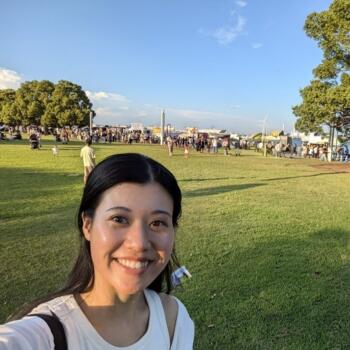 Babysitter in Nelson: Yuri