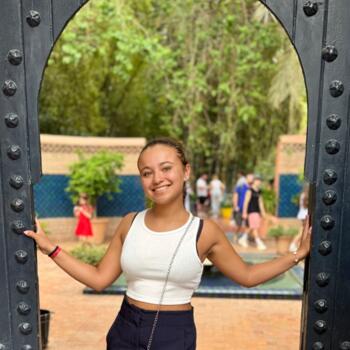 Babysitter Calais: Léa