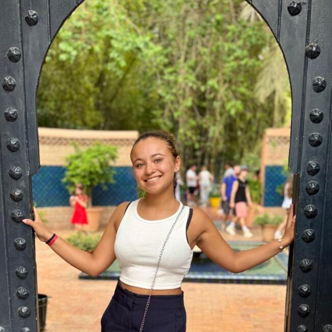 Babysitter in Calais: Léa