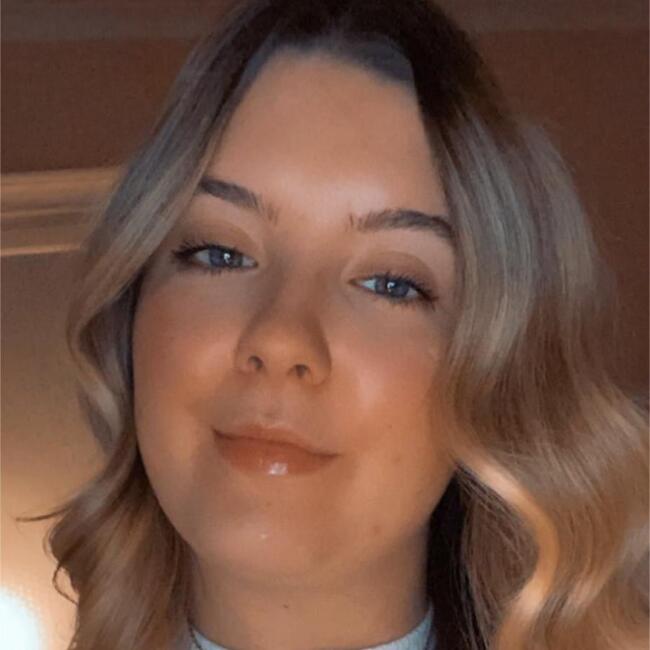 Babysitter in Cheadle (Stockport): Lucy