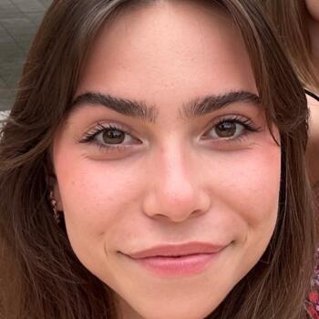 Babysitter in Hyères: Juliette