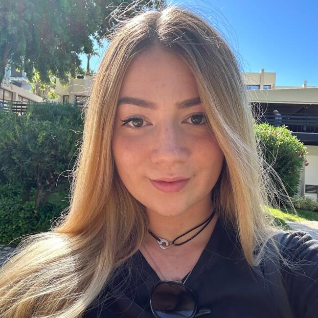 Babysitter in Aix-en-Provence: Camille