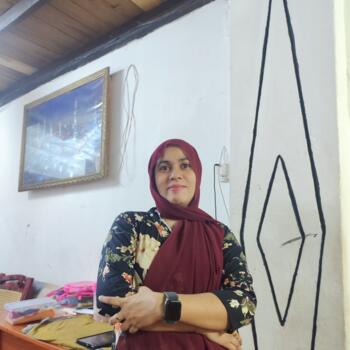 Babysitter Ajman: Jesmin