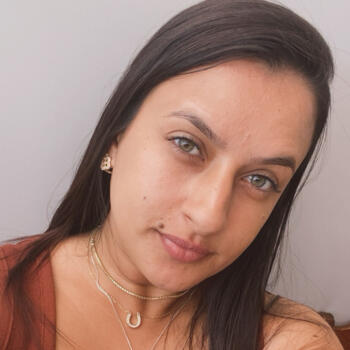 Babysitting job in Lagoa do Carro: Gabriela