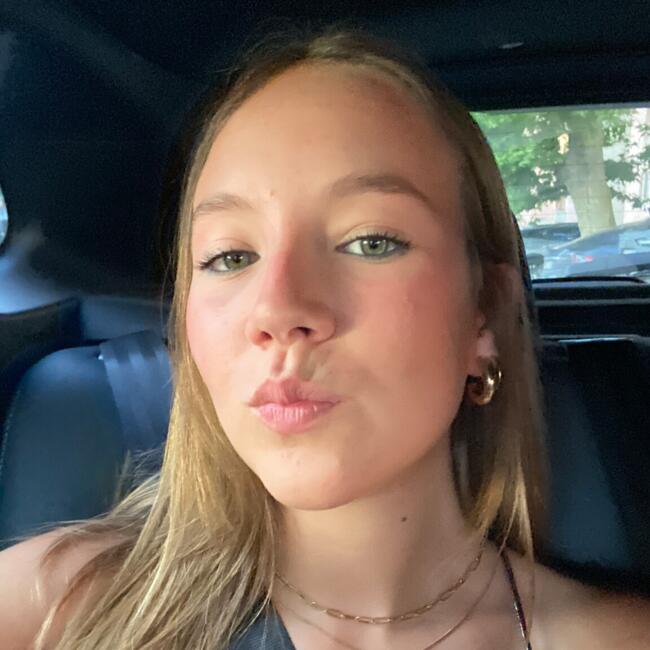 Babysitter in Lissabon: Leonor