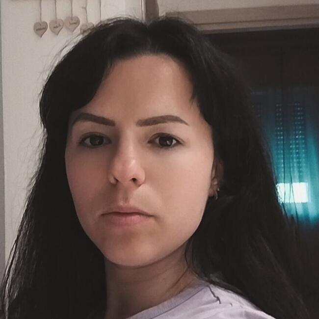 Babysitter a Sant'Ambrogio di Valpolicella: Esmeralda