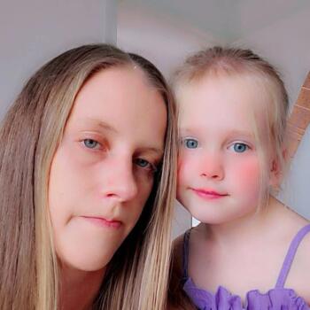 Babysitting job in Earlston: babysitting job Nicky
