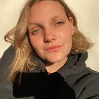 Babysitter in Berlin: Lona-June