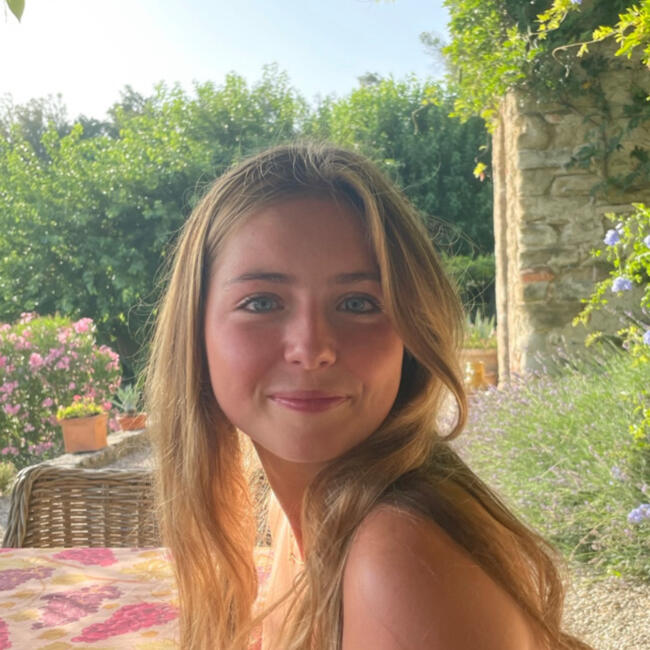 Babysitter in Dublin: Olivia