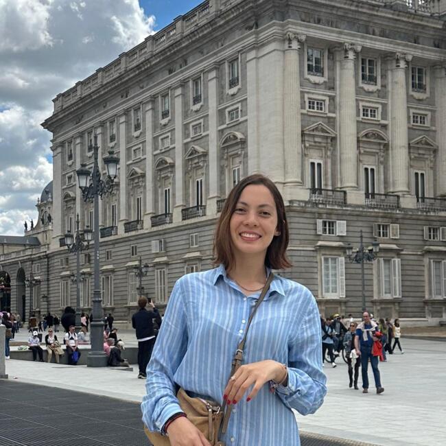 Canguro en Valencia: Daniela