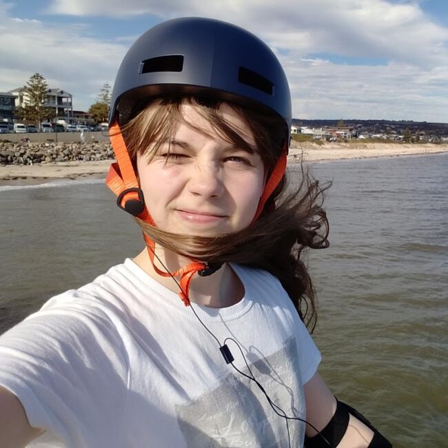 Babysitter in Adelaide: Mariia (Elle)